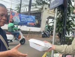 ​Menebar Senyum di Hari Suci, BRI BO TB Simatupang Bagikan Nasi Box Gratis dalam Aksi Jum’at Berkah