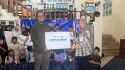 ​Wujud Syukur, BRI BO TB Simatupang Bersama YBM BRILiaN Salurkan Bingkisan Ramadan di Lenteng Agung